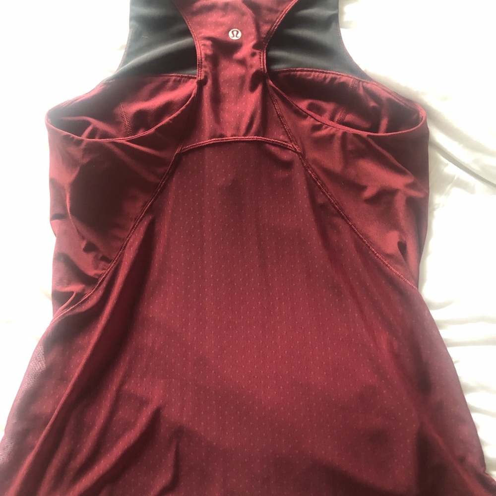 Lulu workout top